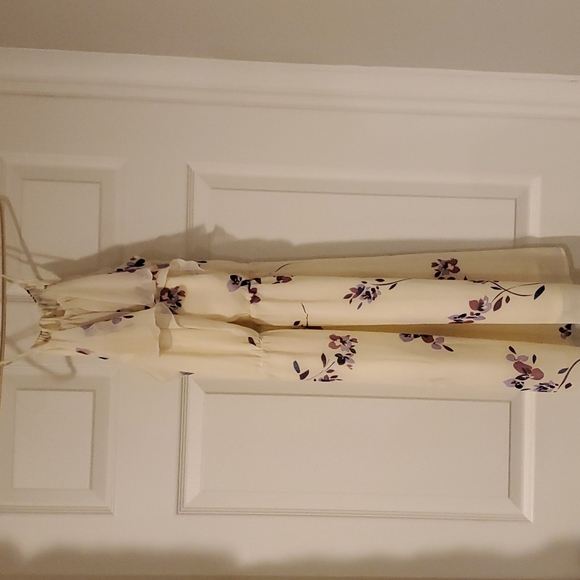 Old Navy floral dress - Picture 4 of 12